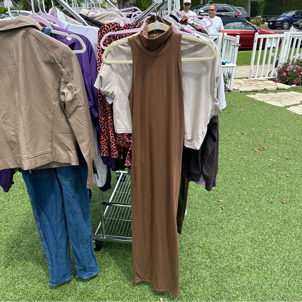 Small brown long dress/bumpsuit